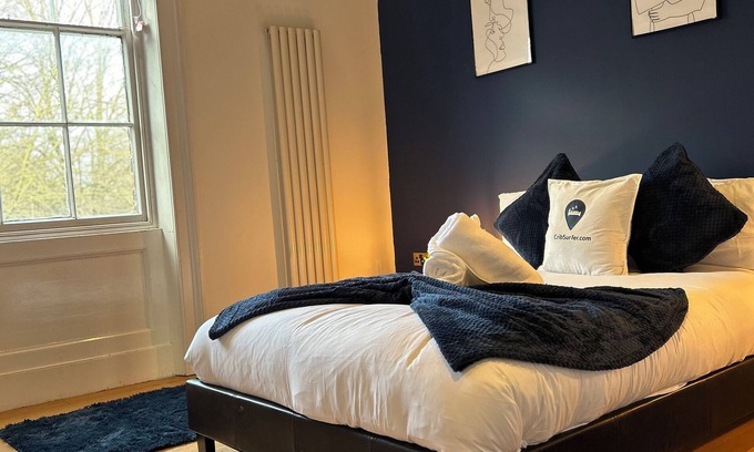 Grimsby Apartment | Grimsby Central Luxury 2 Beds, Sleeps 5 Flat 1n