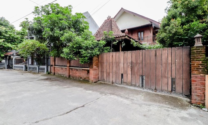 Sleman House | Griya Batik D'santoso