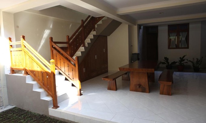 Central Yogyakarta House | Griya Hanna