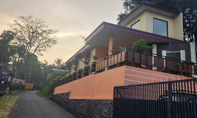 Ciawi Villa | Griya Hulu Cai