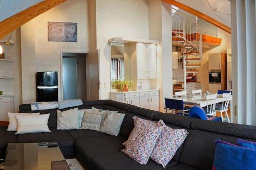 Weinheim Apartment | Große, helle Wohnung für bis zu 6 Personen