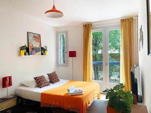 Toulouse City-Centre Apartment | Groovy by Yumē