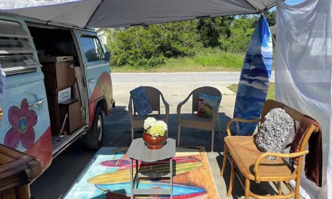 Inlet Beach Heights House | Groovy Scooby Bus