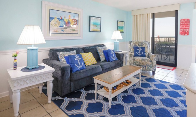 Orange Beach Condo | *Ground Floor* 1 Bedroom @ Phoenix IV