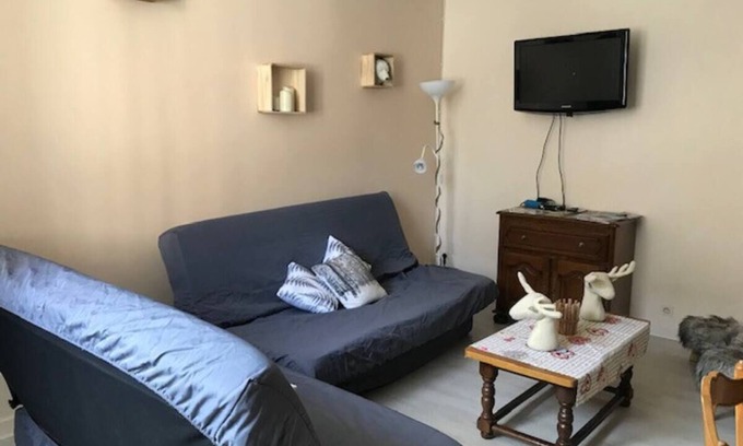 La Bourboule Apartment | Ground floor apartment with WIFI Centre La Bourboule 4/6 persons