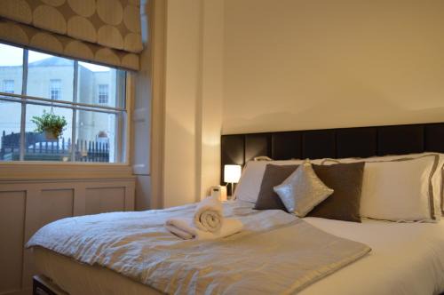Bath Apartment | Ground Floor City Retreat
