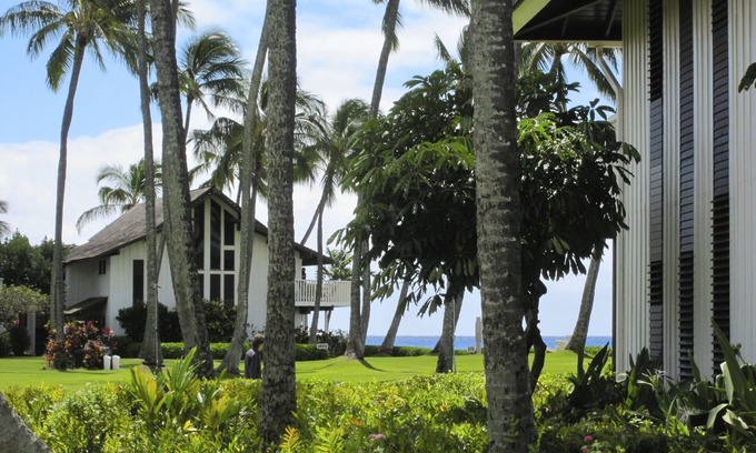 Poipu Condo | Ground floor end unit on great lawn, remodeled in Fall 2023
