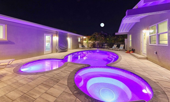 Anna Maria Resort | Ground Floor Lakefront Resort, Private Dock, Heated Pool & Spa 🏖️🏖️🏖️🏖️🏖️