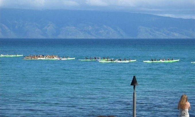 Kahana Condo | Ground Floor Oceanfront 2 bed 2 bath. 15 feet from the ocean