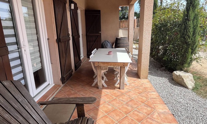 Mezzavia Apartment | Ground floor of a villa on the edge of Ajaccio