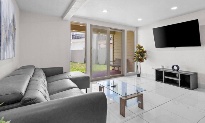 South Padre Island Apartment | Ground Floor Gem – Bahía Mar