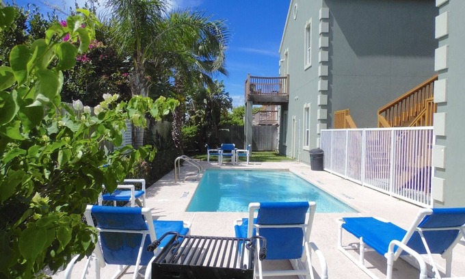 South Padre Island Condo | Ground Floor 2BR 2BA, Pet Friendly & Steps from the Beach!