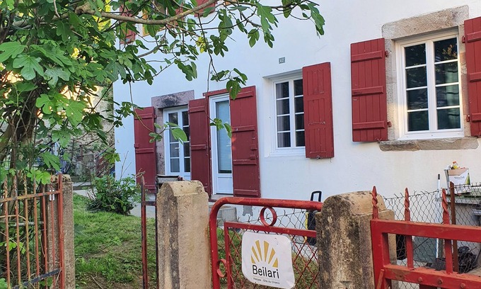 Saint-Jean-Pied-de-Port Apartment | Ground floor apartment in the heart of Rue de la Citadelle
