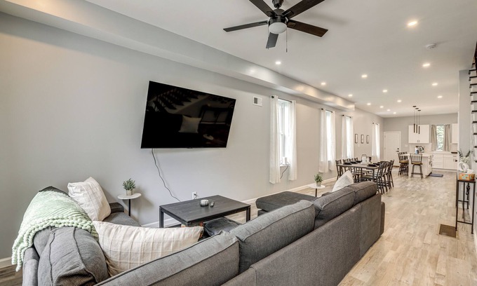 Northwest Philadelphia House | Group Getaway w/Games & Patio in Philadelphia!