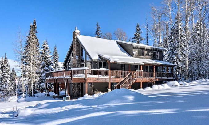 Brian Head Cabin | Group Ski Getaway Near the Base of Chairlift 8!