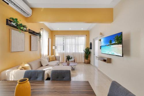Santurce Apartment | Group Vacation Home Steps from Beach and Nightlife