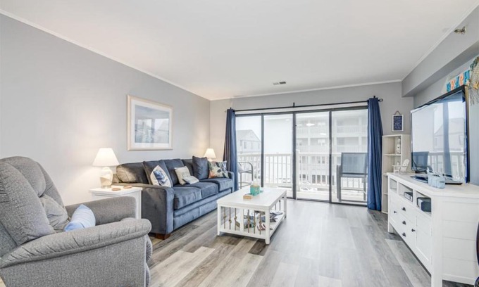 North Myrtle Beach Apartment | Grove Pointe 201