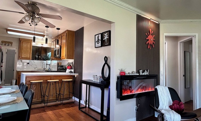 Huntington Beach House | GSH202-Green Sweet Home-Cozy house in OC