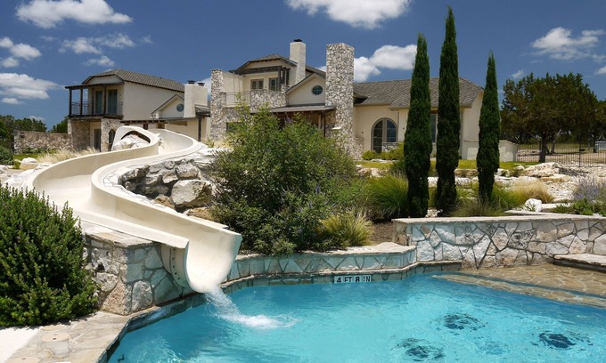 Ingram Condo | Guadalupe River 2 Bed/2 Bath Condo Resort ~Pools ~Slides