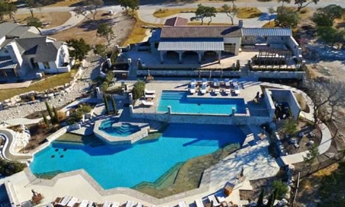 Ingram Condo | Guadalupe River Valley Modern 3 Bed, 2 Bath - Kid Friendly-Pools-Slides