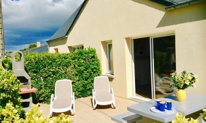 Barneville-Carteret House | Guernsey house 50 metres from the beach