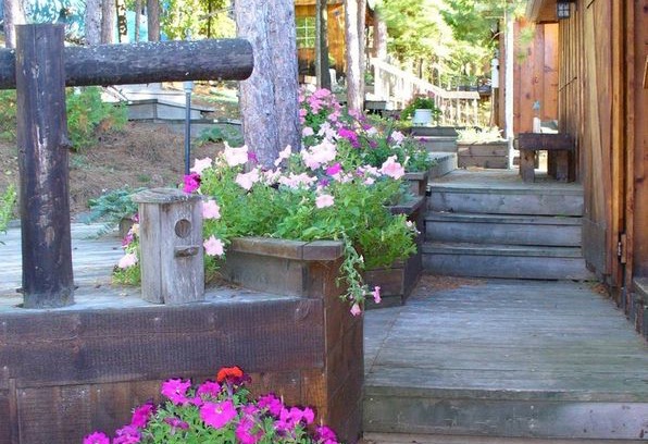 Washagami Cottage | Guest Cottages in Private Family Compound
