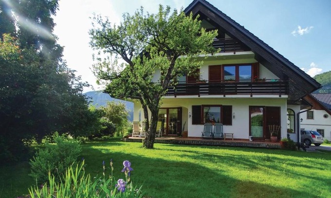 Bohinjska Bistrica Apartment | Guest House Alenka