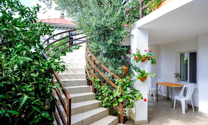 Gagra House | Guest House ASTRA