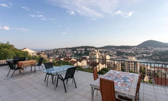 Dubrovnik Apartment | Guest House Barbara - Double Room with Shared Bathroom 6