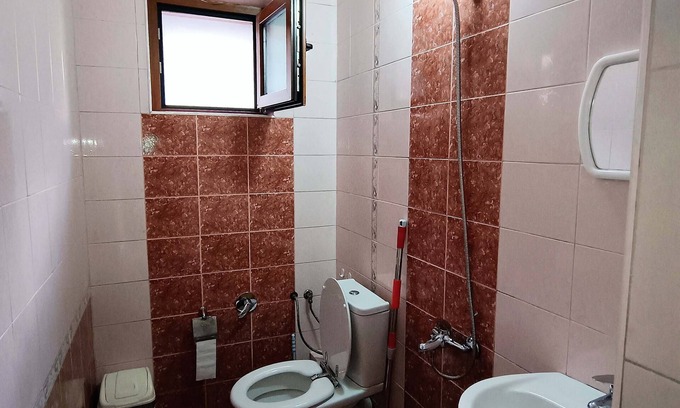 Razlog Apartment | Guest house 'Bozhana" is in a small town at the foot of Pirin mountain.