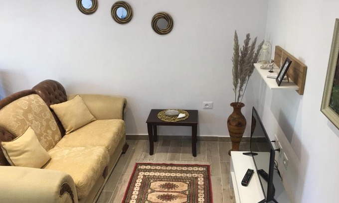 Tirana Apartment | Guest House Endri
