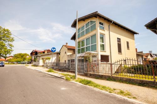 Mali Radic Apartment | Guest House Fiona