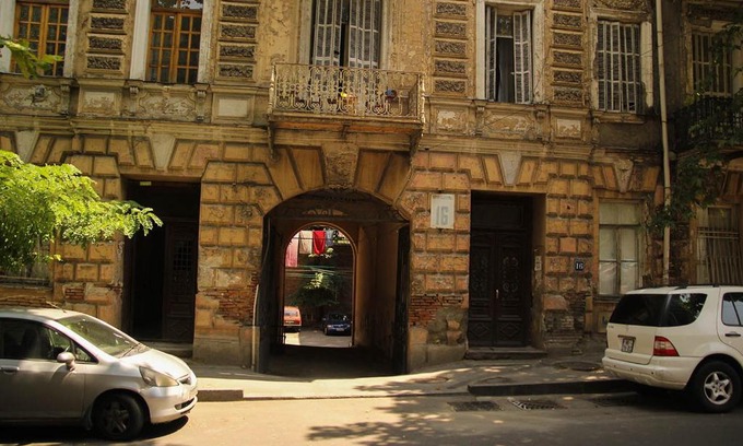 Sololaki House | Guest house Lana