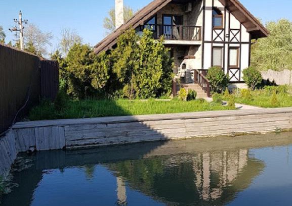 Vylkove Ski Chalet | Guest House on Lesnaya