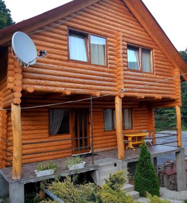 Shaian Cabin | Guest House Smerichka