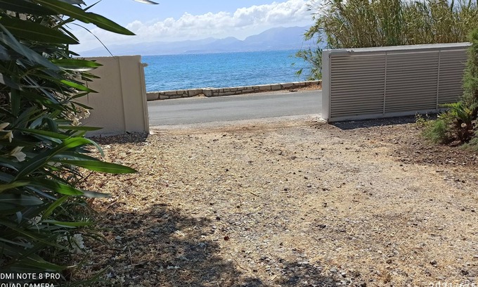 Limenas Chersonisou House | Guest House steps from ocean.