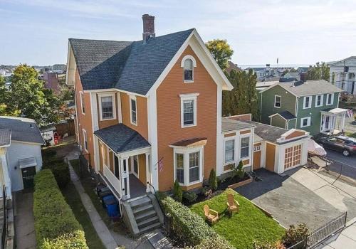 Gloucester Apartment | Guest suite in historical district