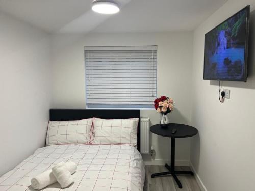 Bletchley Apartment | Guest Suite in Milton Keynes