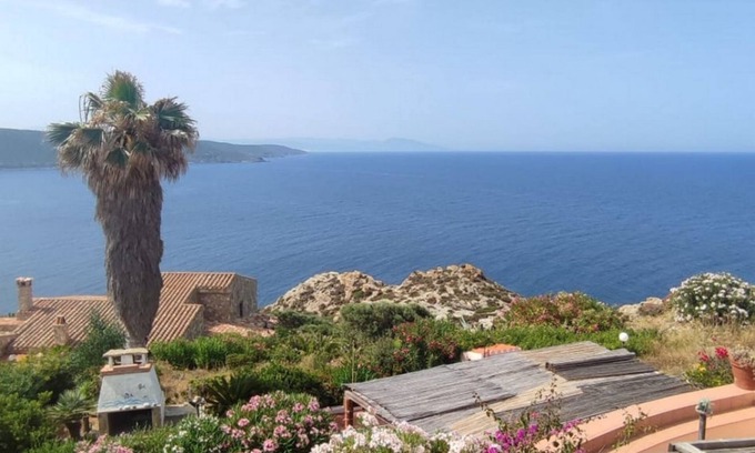 Torre dei Corsari Apartment | GuestHost - Sa Serenada