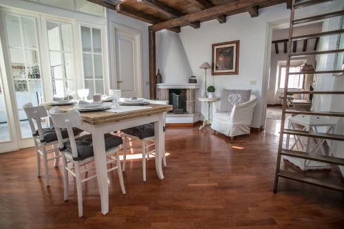 Rione VII Regola Apartment | Guesthouse o Affittacamere Cappellari 41 Je wel