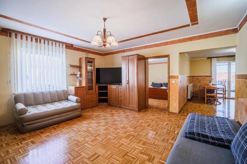 Trnovska House | Guesthouse Siva Čaplja