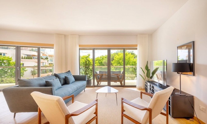 Cascais Apartment | GuestReady - Balcony Oasis Retreat