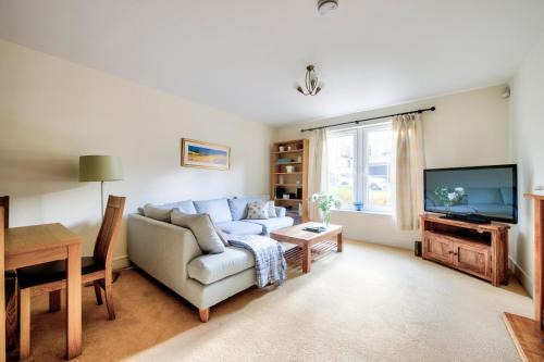 Bonnington Apartment | GuestReady - Bright home near New Town