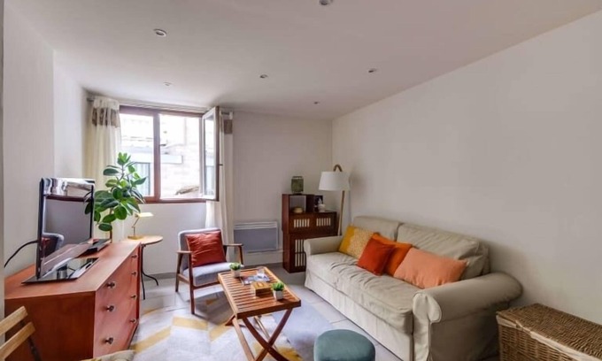 Saint-Vincent-de-Paul Apartment | GuestReady - Charming stay near Gare Du Nord