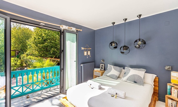 Chatillon House | GuestReady - Chic nature with a big backyard