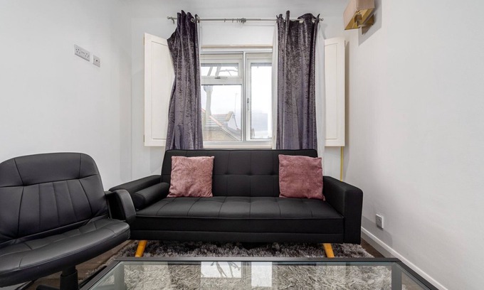 Battersea Apartment | GuestReady - Cozy Battersea Spot