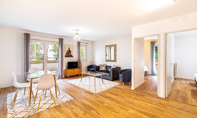 Suresnes Apartment | GuestReady - Enchanting place to stay in Suresnes
