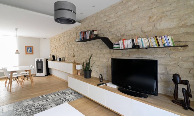Rives de Meurthe Apartment | GuestReady - Enchanting with an open terrace