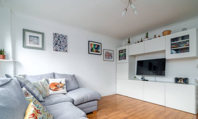 Haggerston Apartment | GuestReady - Lovely Flat, off-Broadway Market