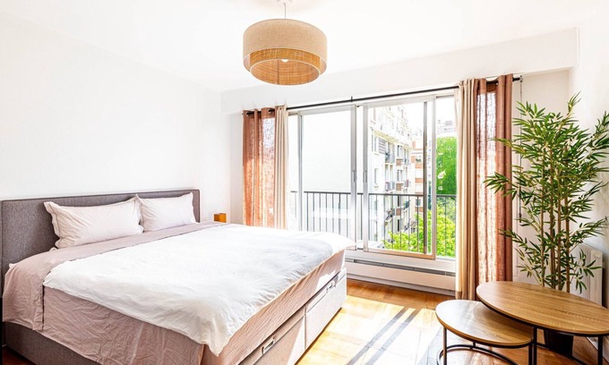 Croulebarbe Apartment | GuestReady - Serene Retreat with a balcony
